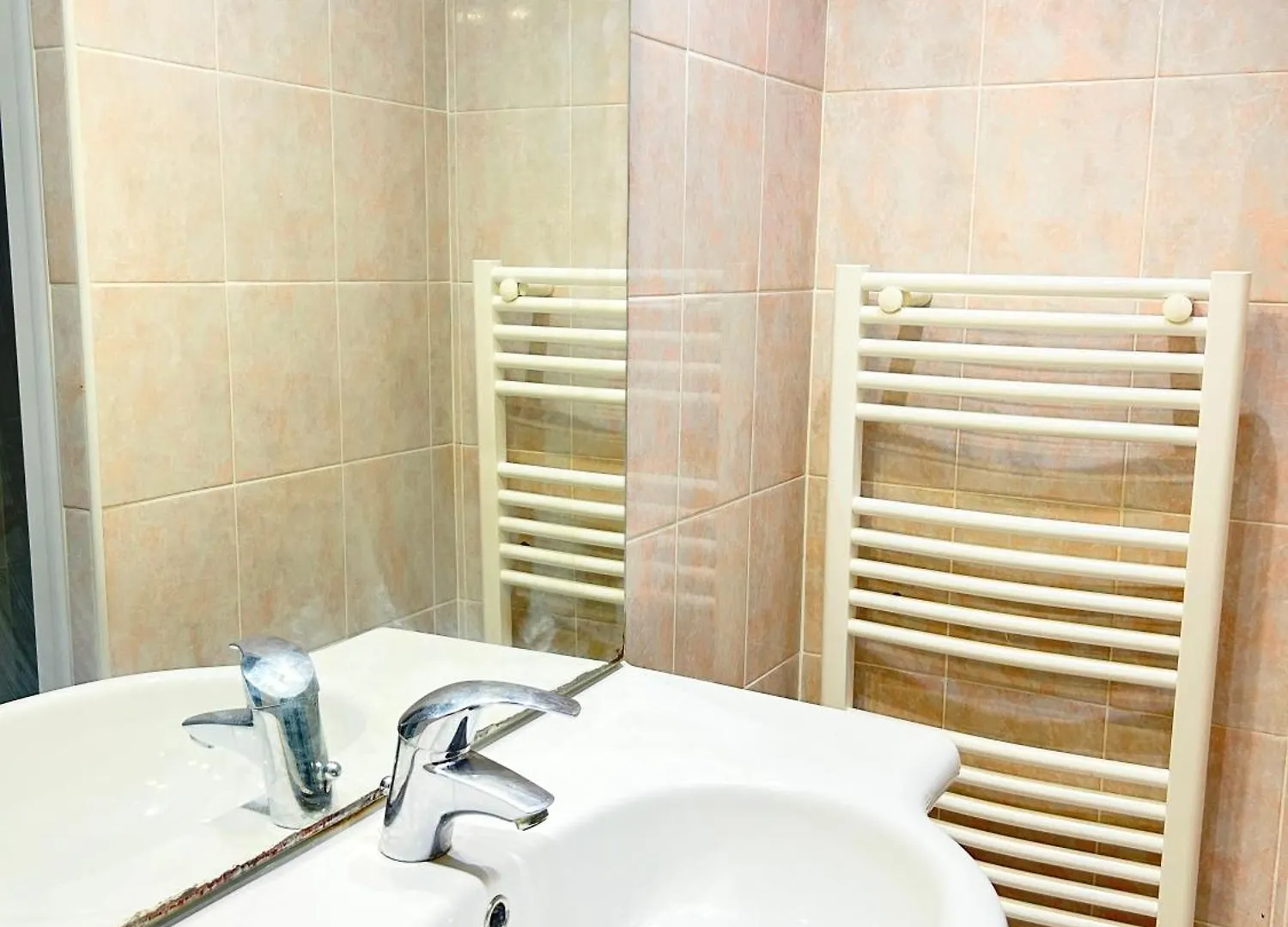 Sublime - Proche De L'Hyper Centre & Tout Confort Grenoble Apartment